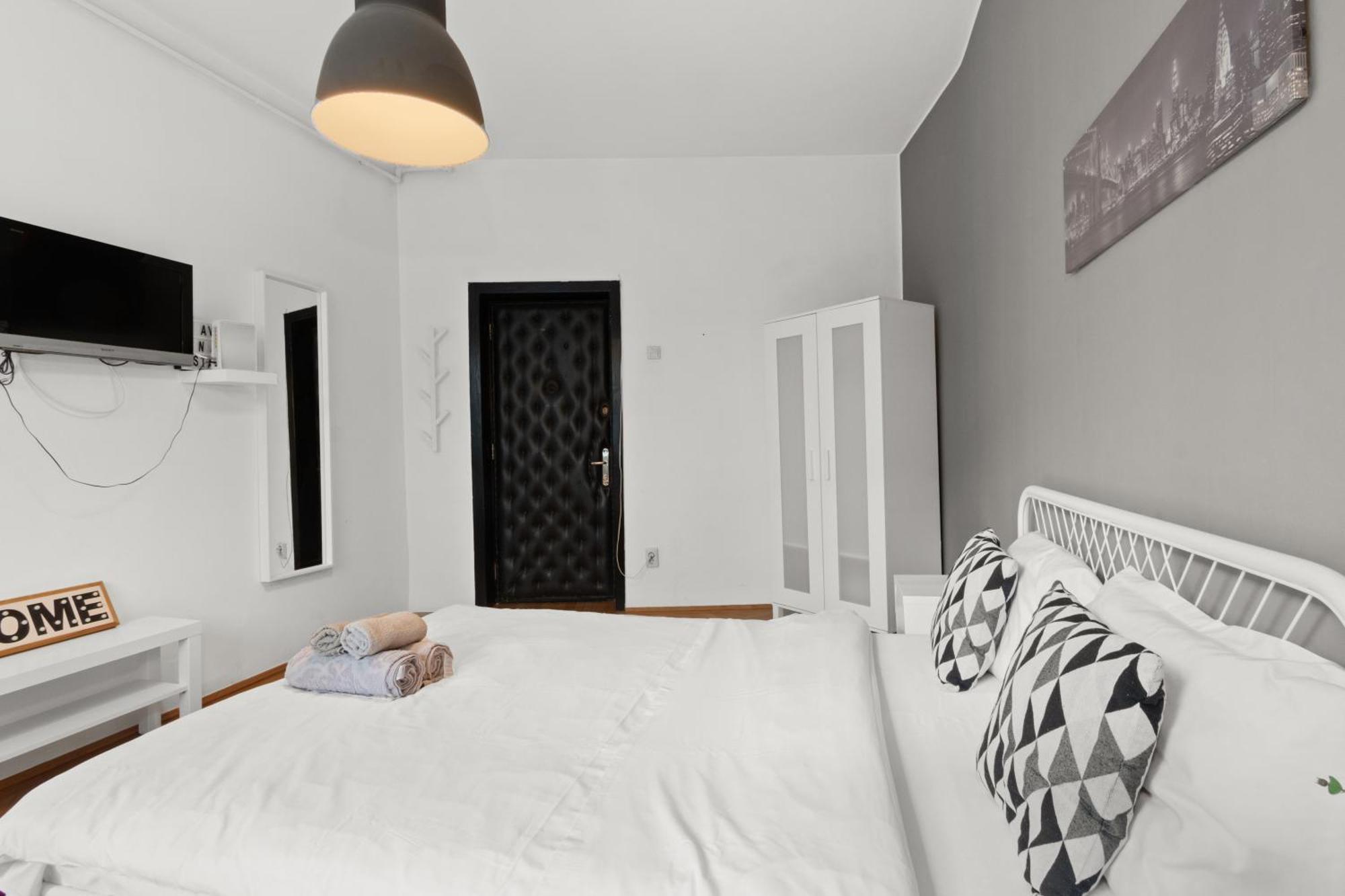 Appartamento Old Town Studio 23B Bucarest Esterno foto